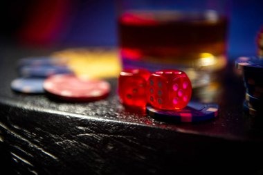 828bet mobile app showing Medusa II table selection and active game view